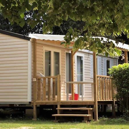 Camping Les Avignon - La Laune Villeneuve-lès-Avignon Exterior foto