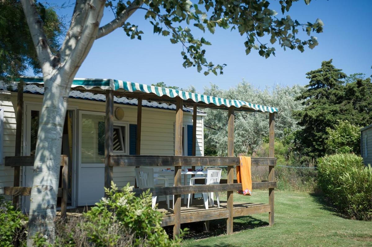 Camping Les Avignon - La Laune Villeneuve-lès-Avignon Exterior foto