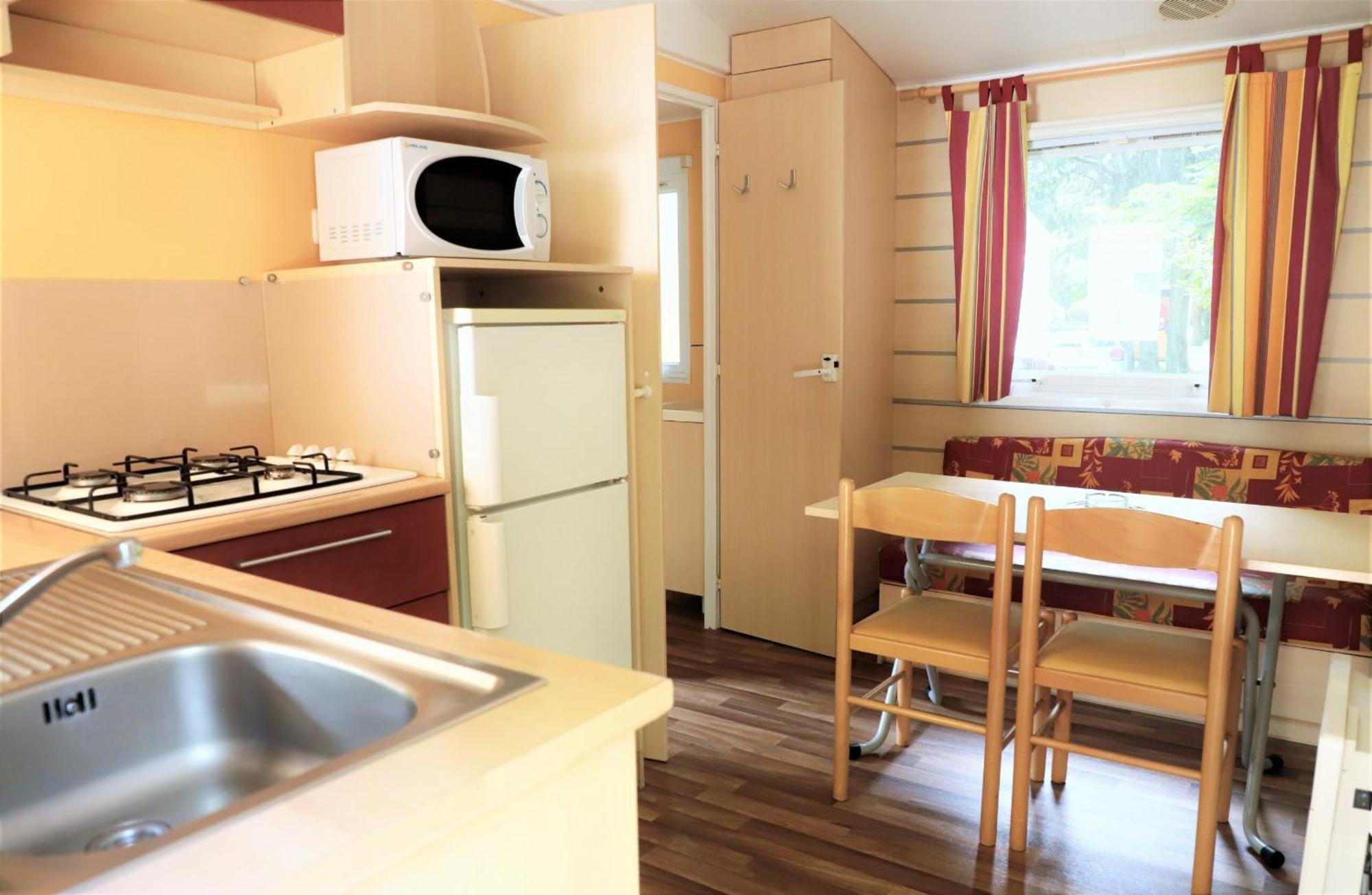Camping Les Avignon - La Laune Villeneuve-lès-Avignon Quarto foto